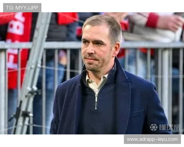 拉姆再成焦点:德国传奇后卫生涯回顾 拉姆再成焦点:德国传奇后卫生涯回顾